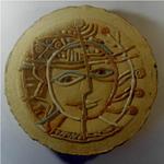 Декоративная тарелка «Солнечный лик», 1998. Шамот, глазурь